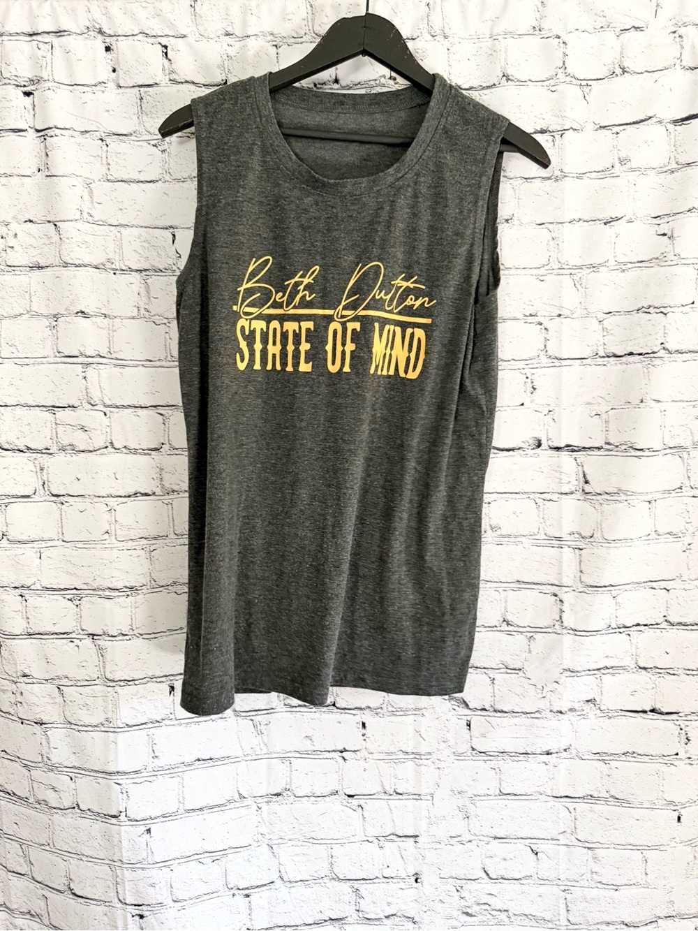 Graphic tank top. Size M